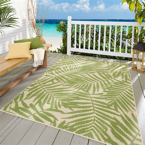 HEBE patio rugs outdoor 5x7 ft is made of high quality recycled plastic, which is strong but soft and comfortable to walk on, can be used as reversible mats, outdoor rugs, RV patio mats, garden, beach, pets, kids play, picnic and so on. Reversible two-sided design makes it more convenient to use without distinguishing the front or back.